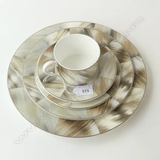 5 PCE RALPH LAUREN 'GWYNETH' PLACE SETTING