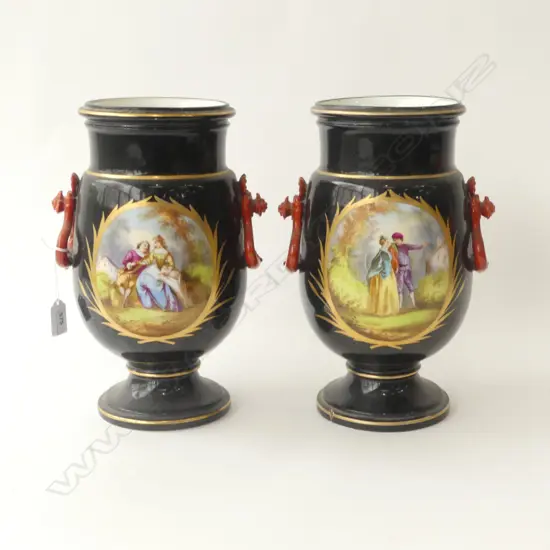 PR BLACK VICTORIAN VASES H.310mm losses