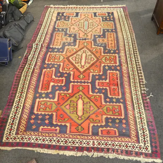 LG RUSTIC KELIM; HOLES 3100x1880mm