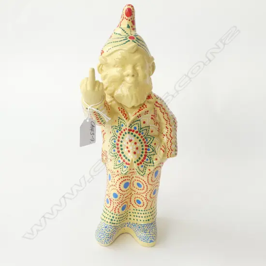  RESIN NAUGHTY GNOME tan outfit spotted pattern with MIDDLE FINGER RAISED H.330mm