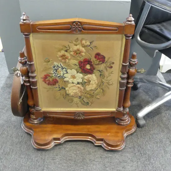 VICTORIAN MAHOGANY TOILET MIRROR FRAME HOLDING EMBROIDERED PANEL 700x260x720mm