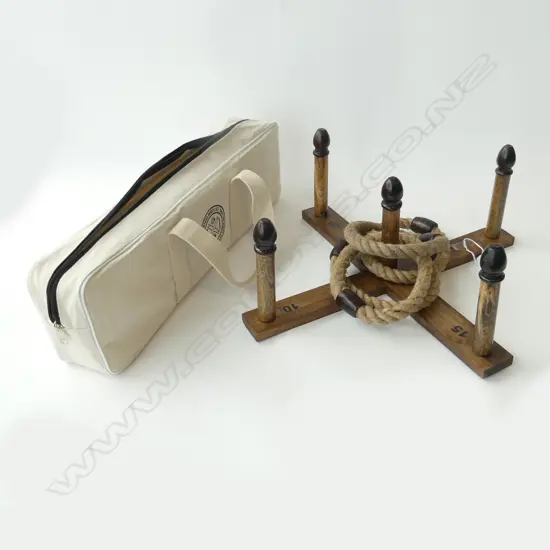 BACKYARD QUOITS SET WITH CARRY BAG, AS NEW