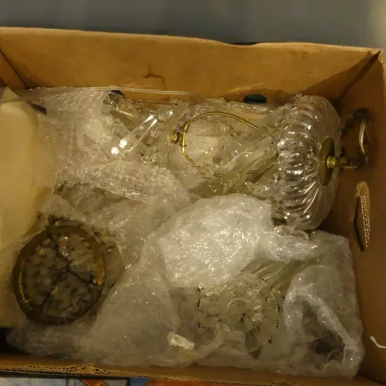 2 CRYSTAL CHANDELIERS - FAULTS