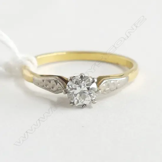 18ct DIAMOND SOLITAIRE RING C1900 old cut 1/4 carat diamond 1.8gms SIZE O
