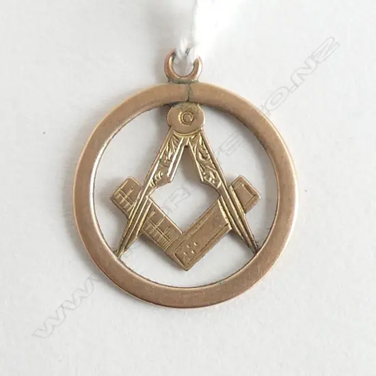 9CT MASONIC PENDANT 2.5gms