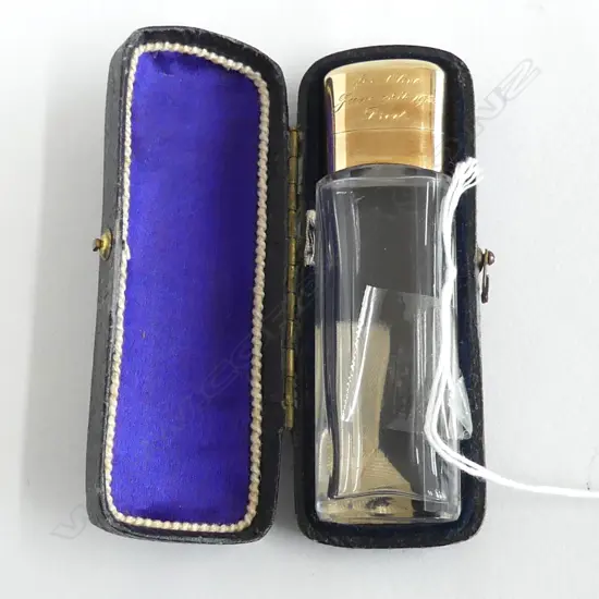 14ct GOLD PERFUME BOTTLE H.85mm inscribed & dated 1927. in fitted leather box. Probably European