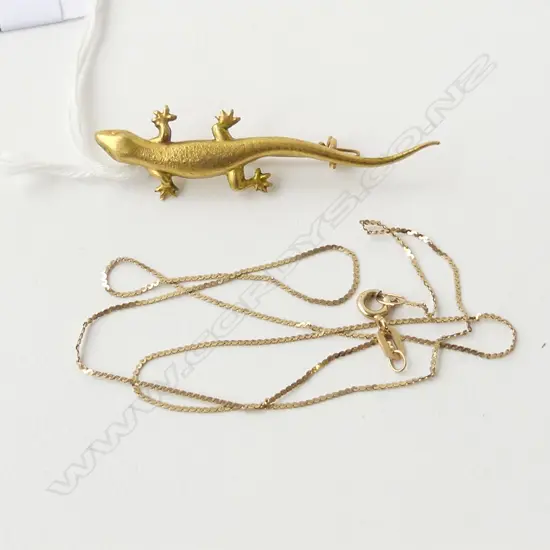 14ct GOLD LIZARD BROOCH L.50mm 3.1gms + 9CT CHAIN 0.8gms