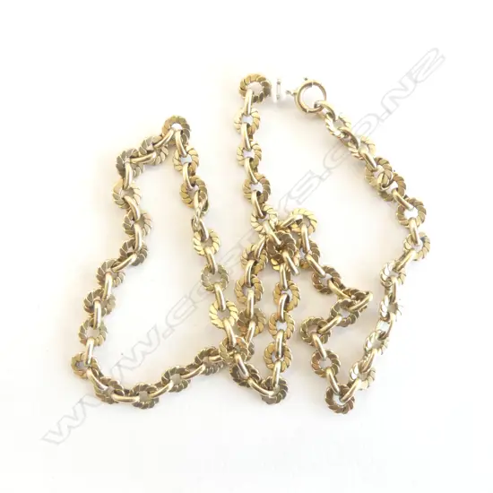 9ct GOLD NECK CHAIN circular rope twist links L.400mm. 17.3gms