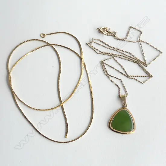 9ct GOLD FRAMED POUNAMU PENDANT + 2 GOLD ? CHAINS NO CLASP ON ONE