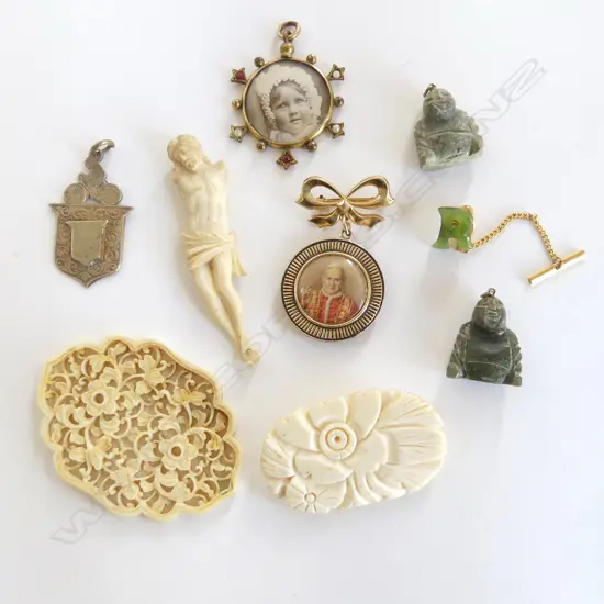CYCLING FOB, POPE BROOCH, 2 GREENSTONE BUDHA PENDANTS, JEWELLED PENDANT (A/F), GREENSTONE ‘R’ BROOCH ETC