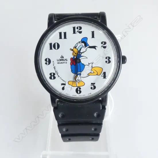 VINTAGE DONALD DUCK LORUS WATCH 1980s running