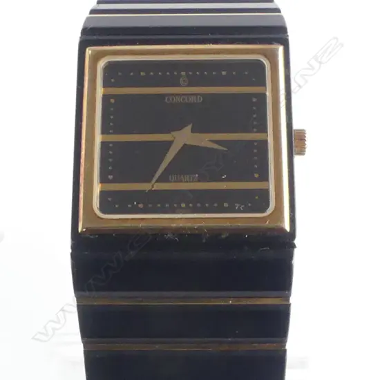 CONCORD MARINER S G 18ct GOLD AND BLACK STEEL WRISTWATCH