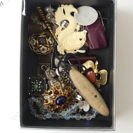 ASST. COSTUME JEWELLERY