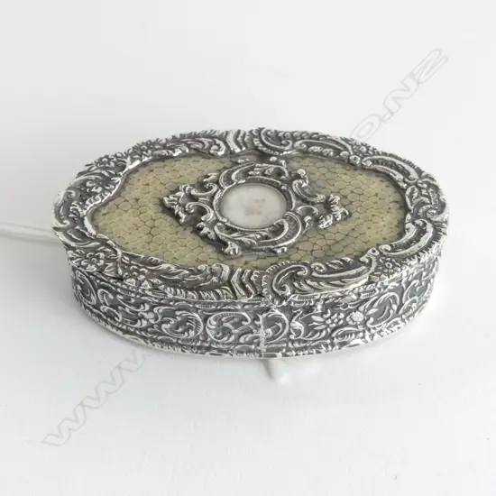 S/SILVER & SHAGREEN PILL BOX WITH HAND PAINTED LADY MINITURE BIRMINGHAM 1894 L75MM