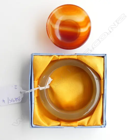 POLISHED STONE BANGLE 55mm int. dia, SML AGATE CUP 55mm dia