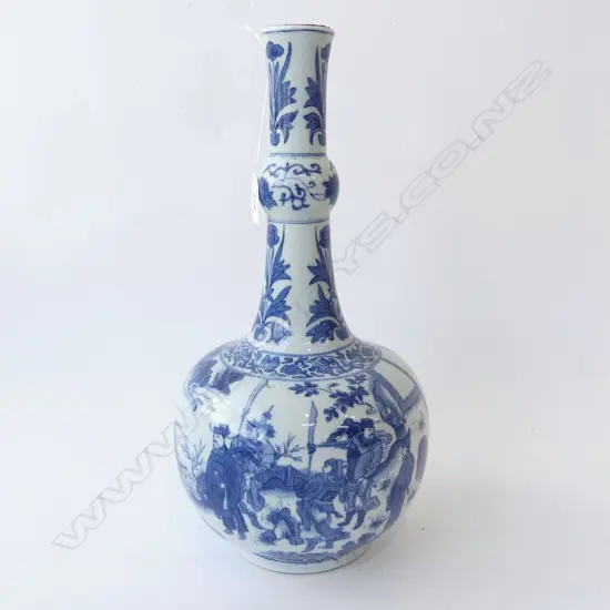 CHINESE B/W VASE H.400mm
