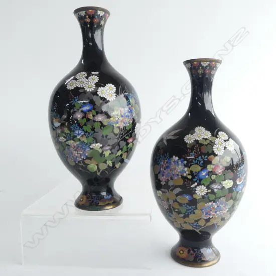 PAIR OF JAPANESE CLOISONNE VASES (slight scratch to one)