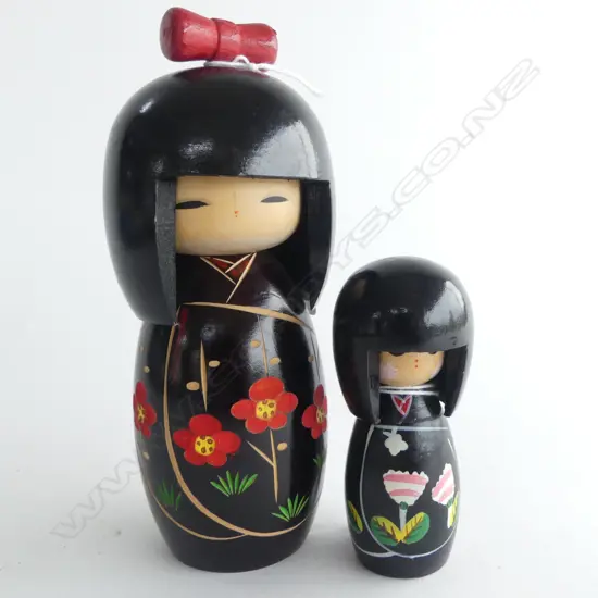 PR VINTAGE JAPANESE KOKESHI DOLLS, 1960s, H.160mm & 90mm