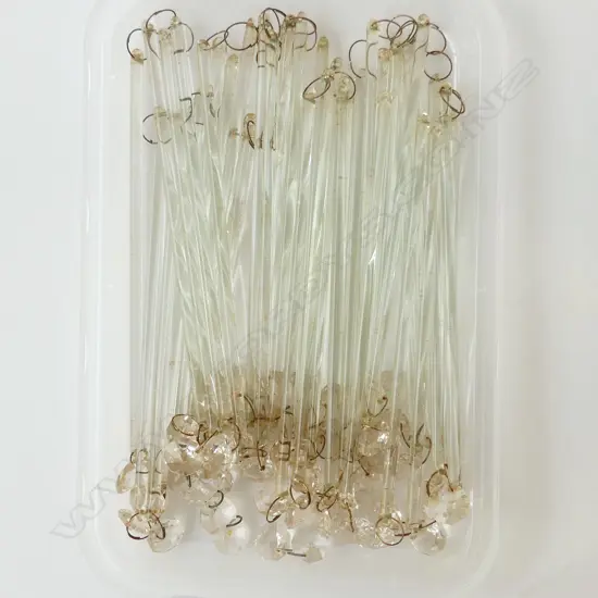 37 FACETED CRYSTAL STRING DROPS, L.170MM  