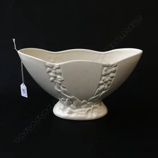 WHITE CROWN LYNN VASE W.305mm