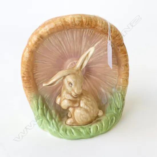 SYLVAC BUNNY VASE #1510 MADE IN ENGLAND, H.150MM W.150MM D.110MM