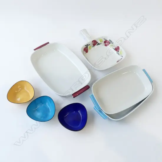 4 RORSTRAND OVENWARE DISHES W.295mm + 4 KOCKUM SWEDEN ENAMELLED DISHES  AF