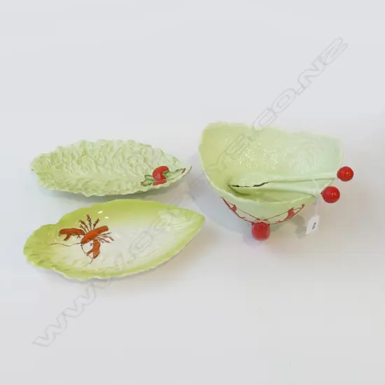 4 PCES CARLTON WARE; BOWL 230mm dia, 2 PLATES, PR SERVERS - FAULTS