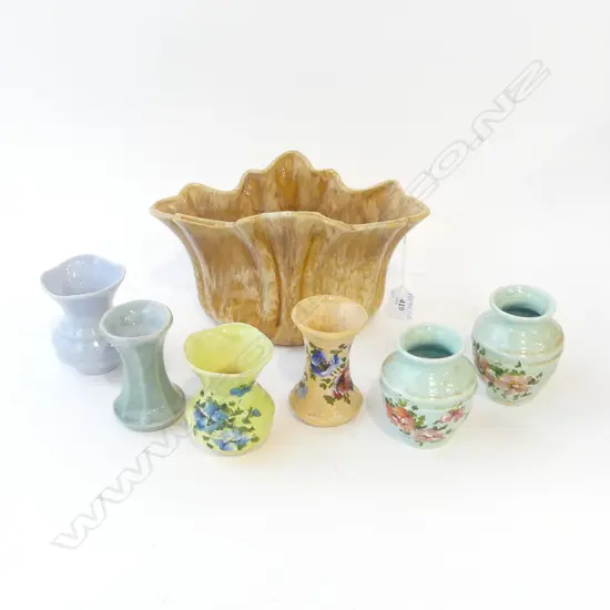 7 CROWN LYNN VASES; 6x H.95mm + 1 W.250mm