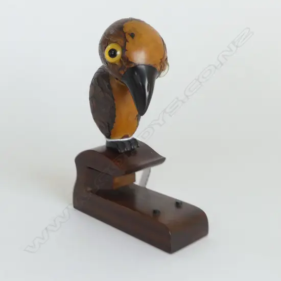 GENUINE HENRY HOWELL NUT BIRD WITH MAKERS MARK FATURAN BAKERLITE BEAK 7 TAIL  1920S  H130MM