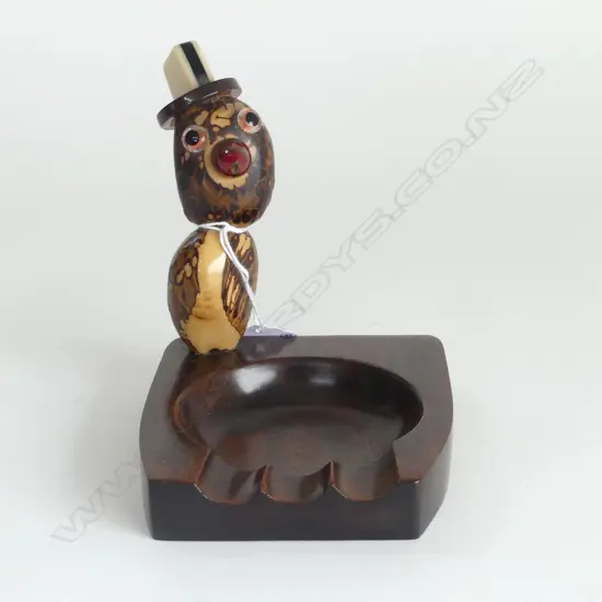 NUT BIRD ASHTRAY IN THE STYLE OF HENRY HOWELL  1920S H120MM