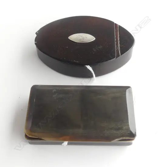 GEORGIAN LEATHER SNUFF BOX (AF)/VICTORIAN HORN SNUFF BOX