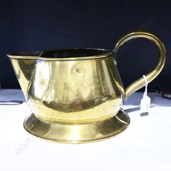 VINTAGE COPPER JUG 230mm dia