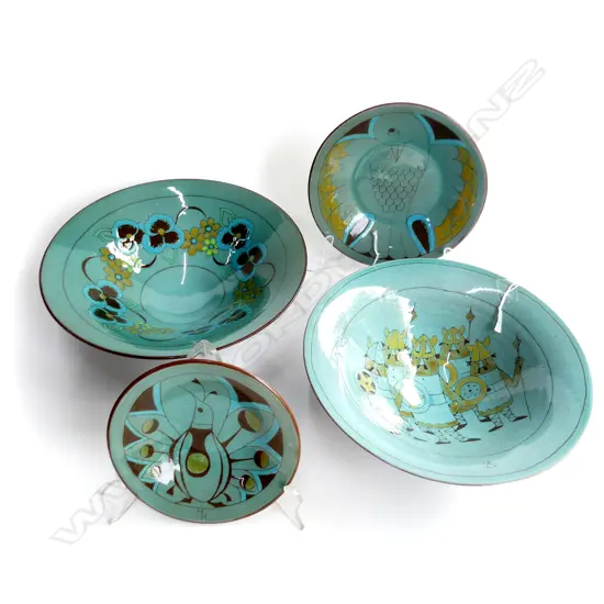 1280 POTTERY ( Barry Ball) 2NZ STUDIO POTTERY BOWLS DIA 225 & 2 DISHES DIA .170mm small under rim chip & 130mm.