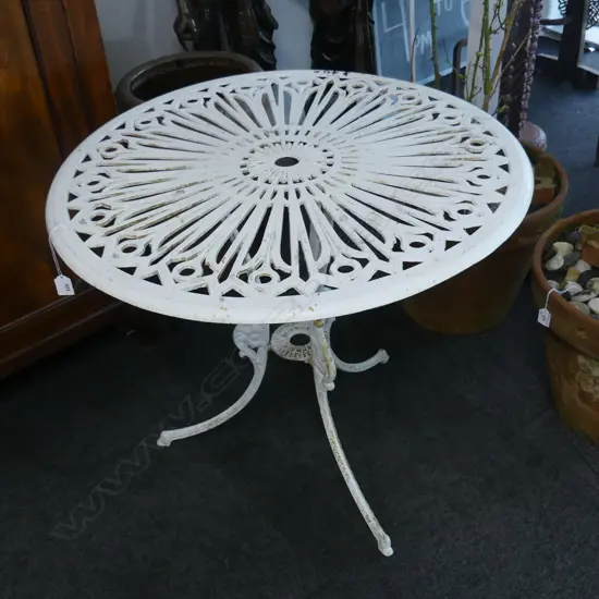 WHITE METAL PATIO TABLE 