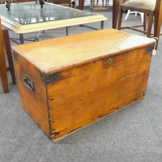 WOODEN CHEST 790x430x430mm