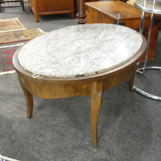 MARBLE TOPPED OVAL SIDE TABLE W.910mm