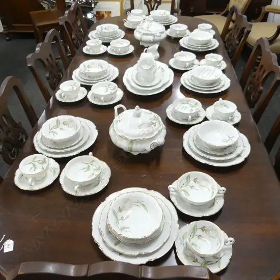 HUTSCHENREUTHER 'SYLVIA' DINNER SERVICE