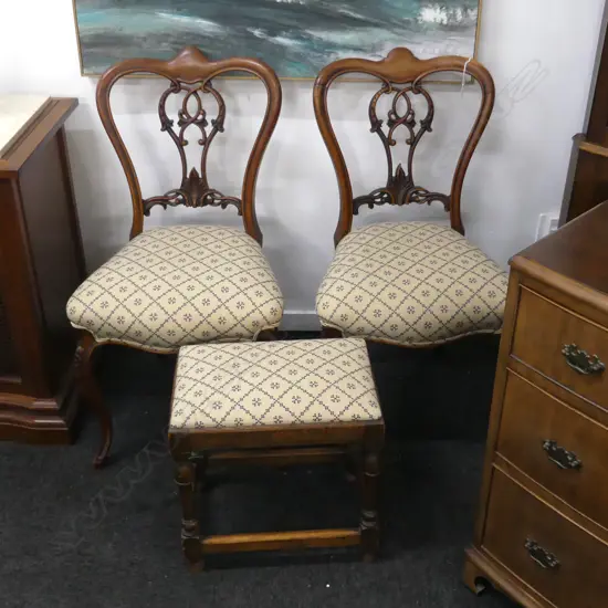 2 VICTORIAN CHAIRS + FOOTSTOOL