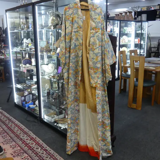 VINTAGE FULL LENGTH JAPANESE SILK KIMONO - FLORAL & FAN PRINT - FULLY LINED