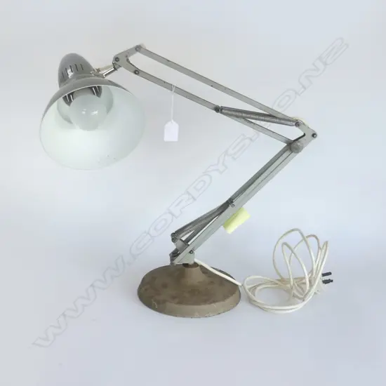 RETRO ANGLE POISE  DESK LAMP LIGHT GREEN COLOUR H620MM
