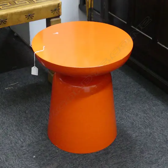 ORANGE METAL STOOL H.420mm