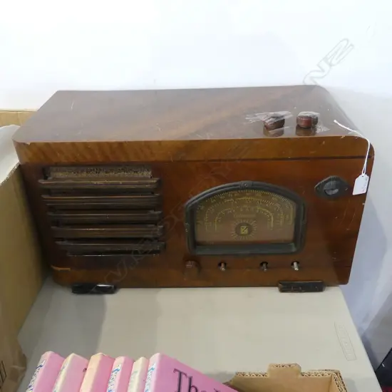 DECO 'GULBRANSON' RADIO W.570mm