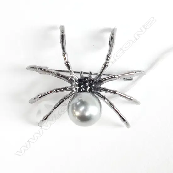 BLACK WIDOW SPIDER BROOCH w FAUX BLACK PEARL