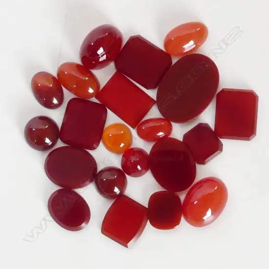 CARNELIAN CABOCHONS & DISKS