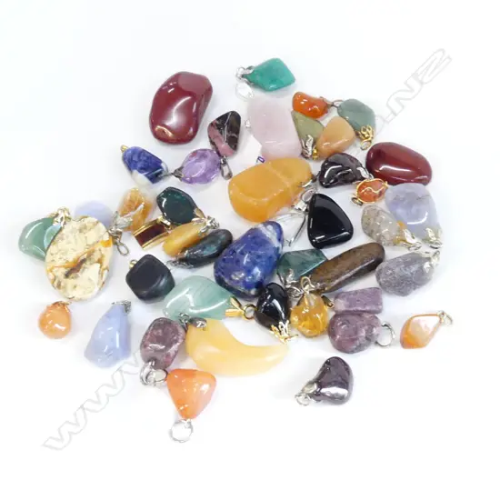 BAG. ASST. GEMSTONE PENDANTS