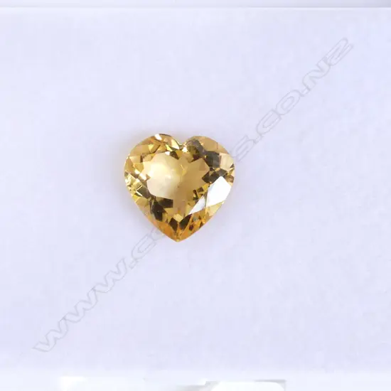 NATURAL QUARTZ CITRINE, 7.19cts, HEART FACETED CUT, AIG REPORT