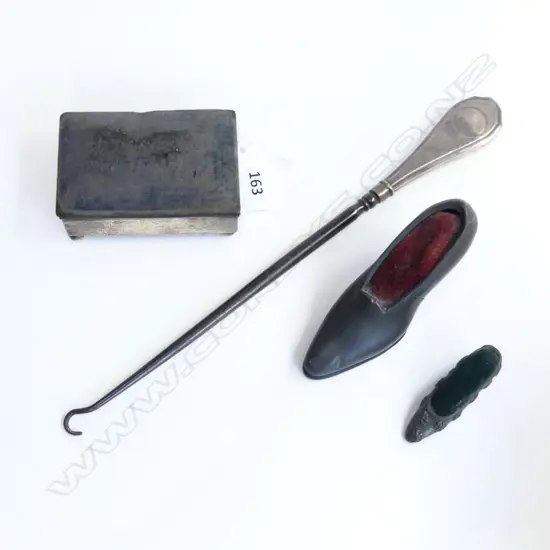 ST SILVER VELVET LINED BOX, SILVER TIPPED BOOT LACER & 2 PEWTER SHOE SHAPED PIN CHUSIONS 