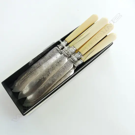 SIX VICTORIAN IVORY AND SILVER PLATED KNIVES WITH ENGRAVED PATTERN L. 23CM
