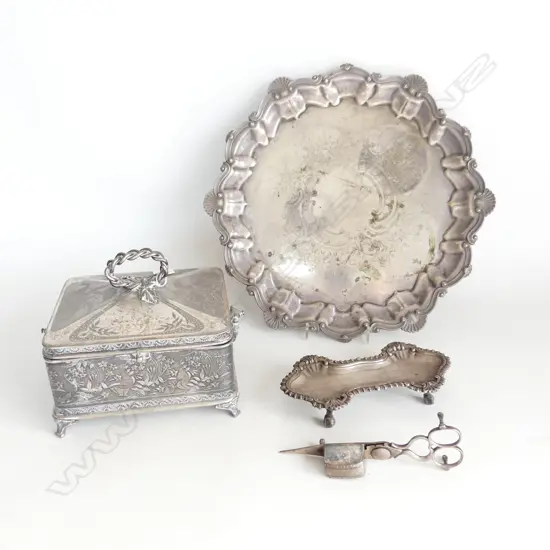 4 PCS REED & MARTON SILVER PLATED HANDLED TIN & SILVER PLATED FOOTED TRAY, CANDLE SNIPPERS & SML DISH