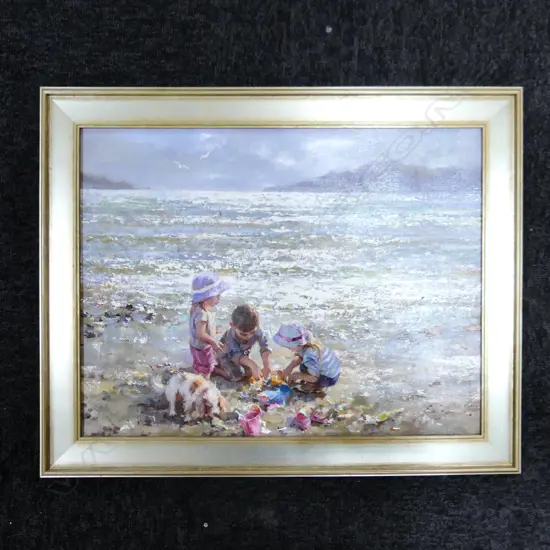 SIGNED ARTWORK, 3 CHILDREN ON BEACH, OIL ON CANVAS 340x445mm